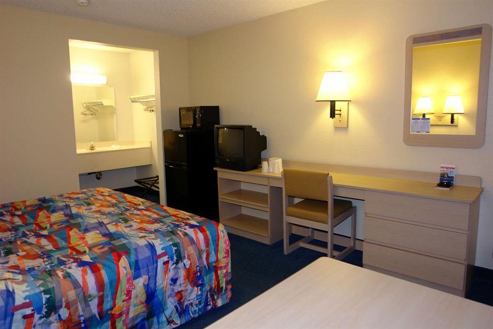 Motel 6-Oakland, Ca - Embarcadero Ngoại thất bức ảnh