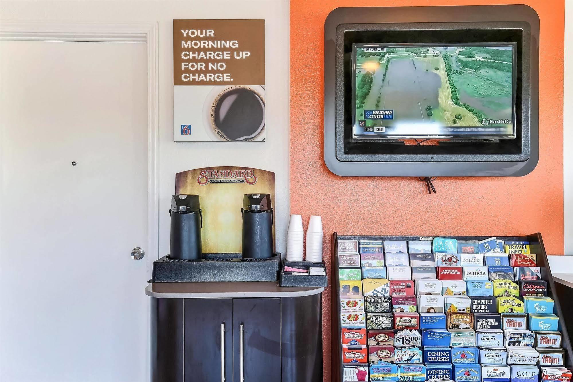 Motel 6-Oakland, Ca - Embarcadero Ngoại thất bức ảnh